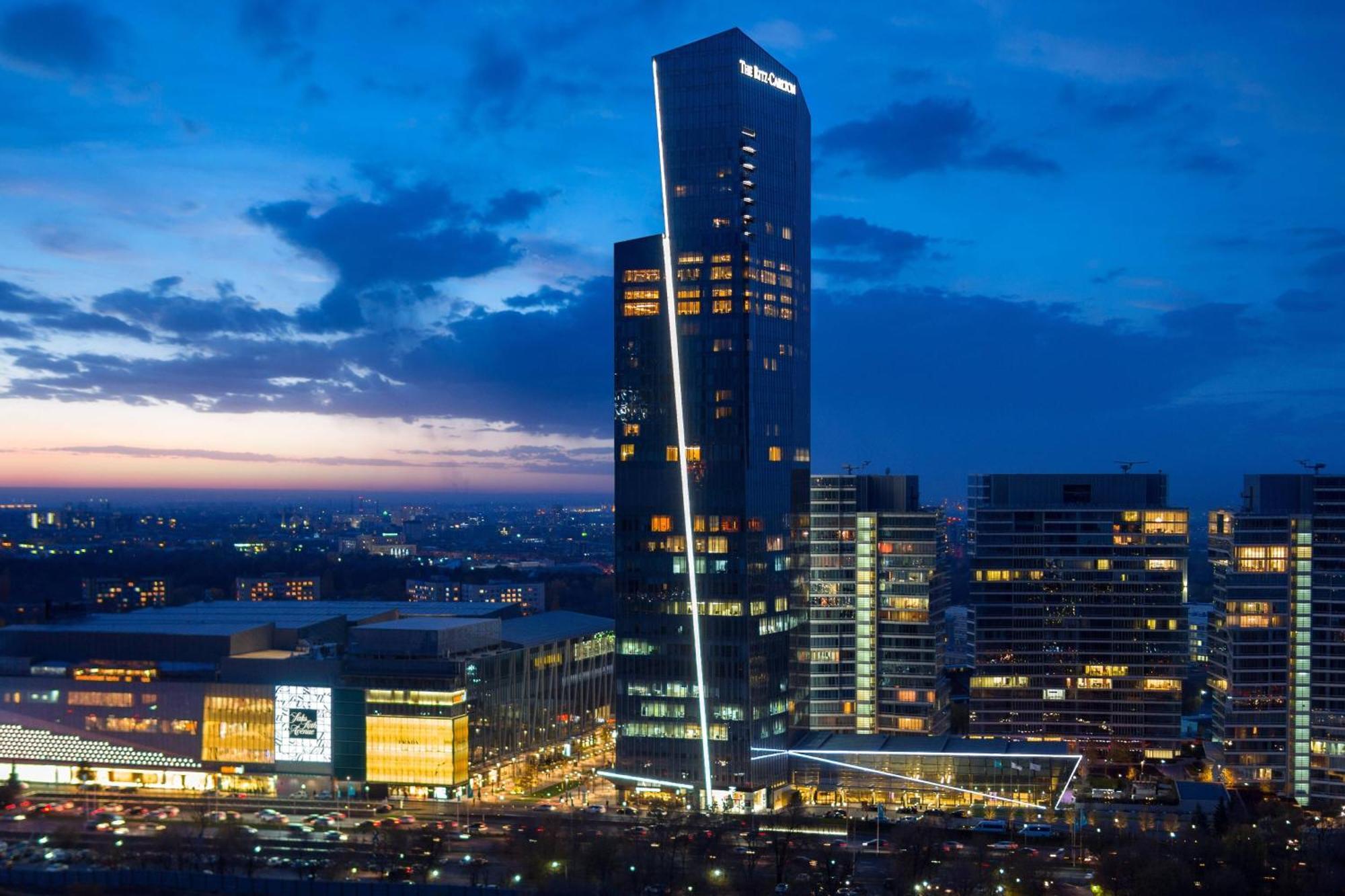 The Ritz-Carlton, Almaty Hotel Bagian luar foto